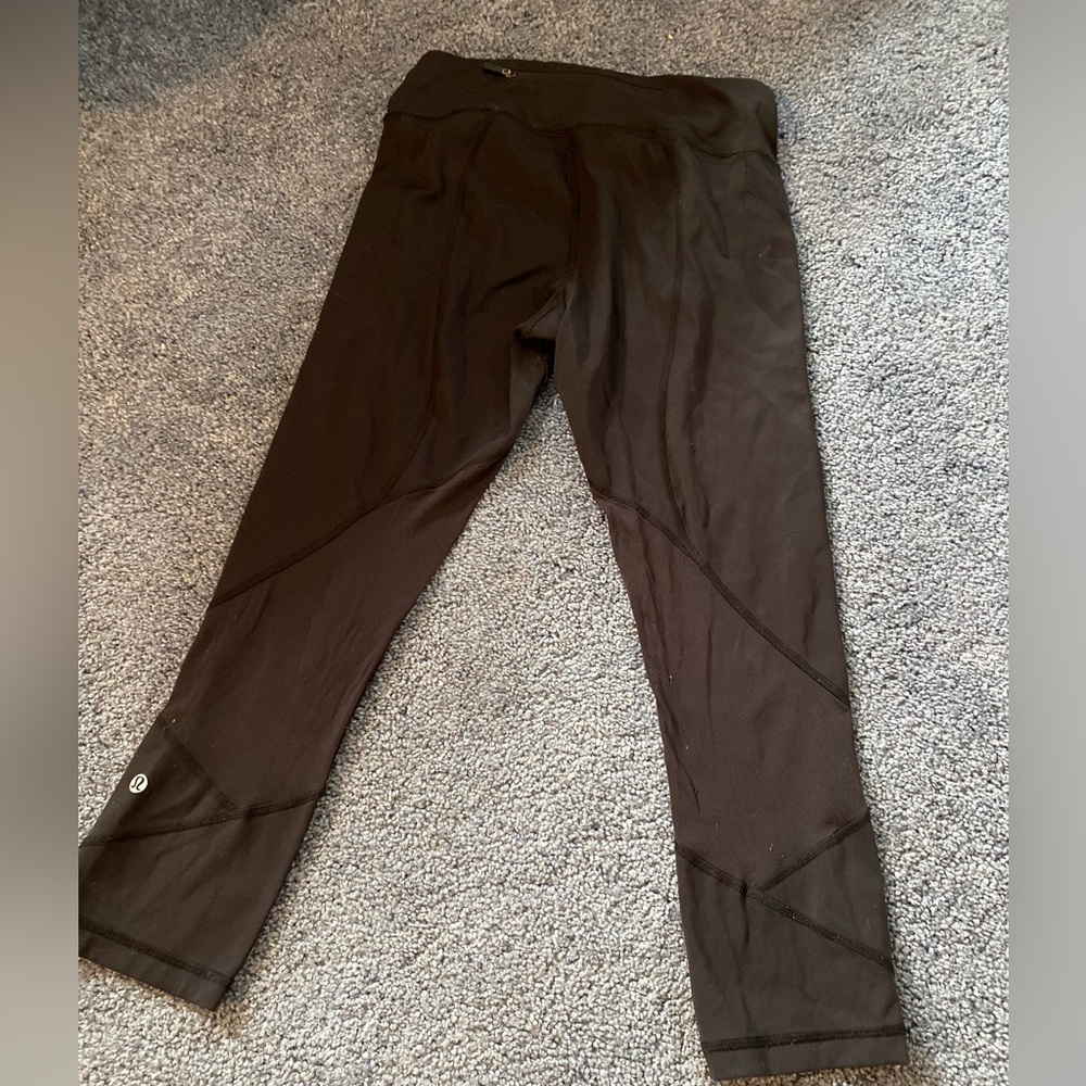 Lululemon pace rival crop full on Luxtreme size 4